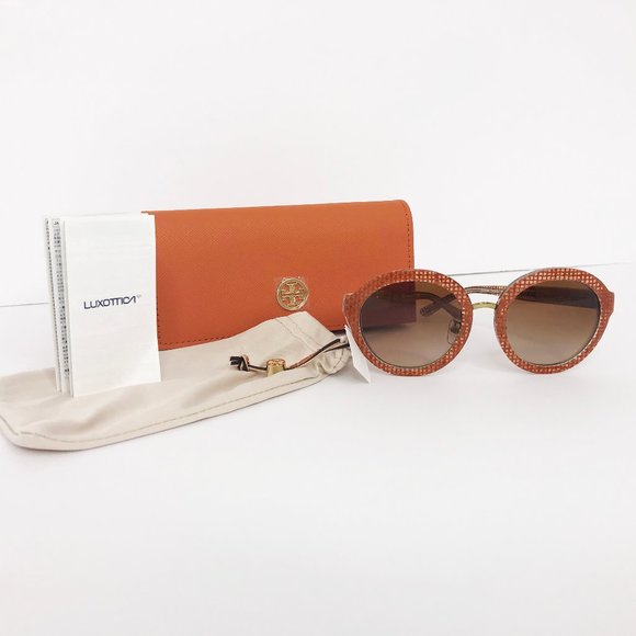 Tory Burch Accessories - NEW TORY BURCH Sunglasses with Case